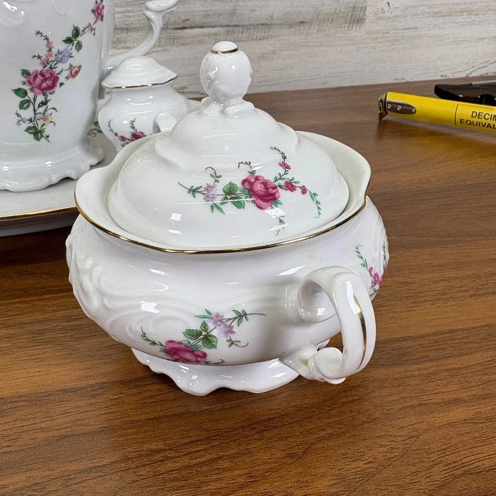 Royal Kent Collection Poland Pitcher Salt Pepper Shaker,‎ Soup Tureen Platter